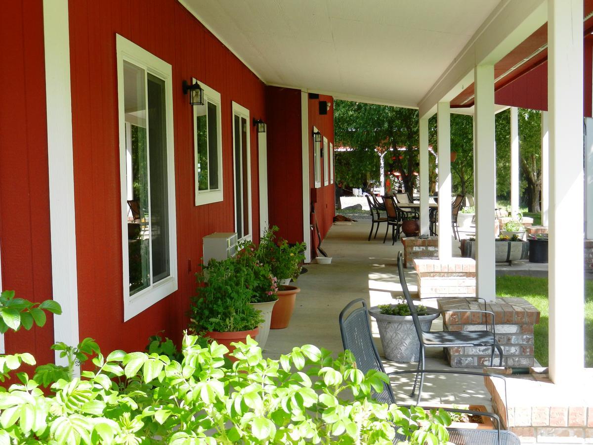 Pleasant Valley Rice Exterior photo